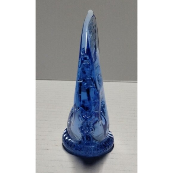Blown Glass Blue Angel Fish Figurine paper weight. Controlled Bubble 4" tall - Picture 5 of 6